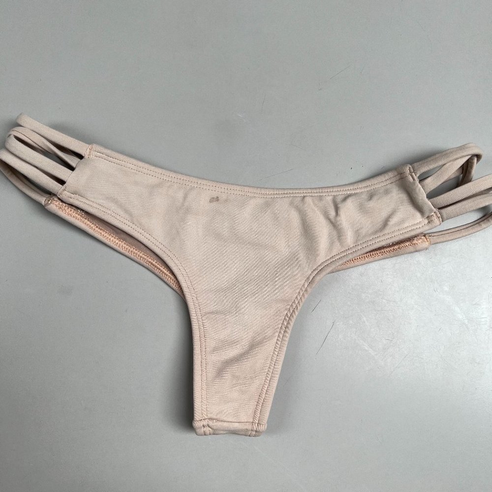 Mikoh Bottoms